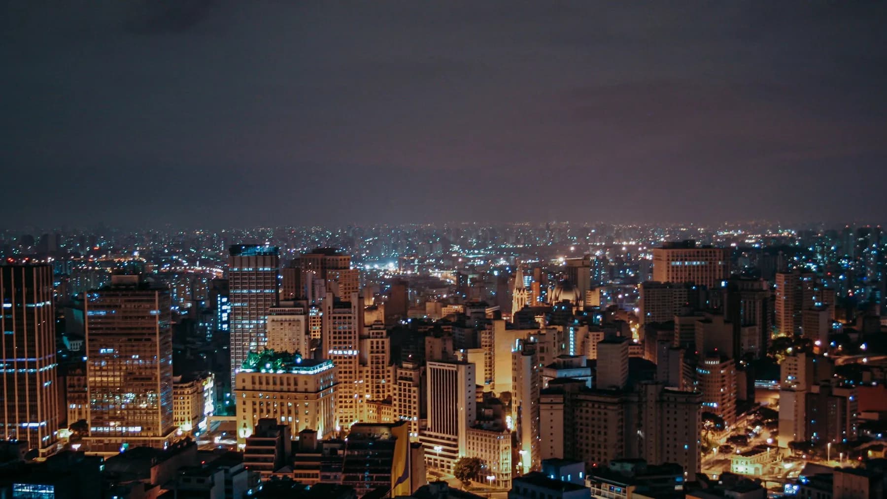 São Paulo à noite